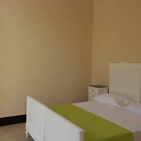 Palazzo Smeraldo Guest house